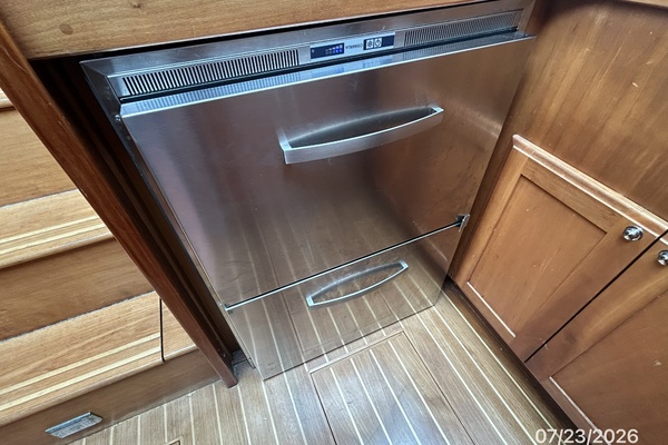 42' Sabre galley refrigeration