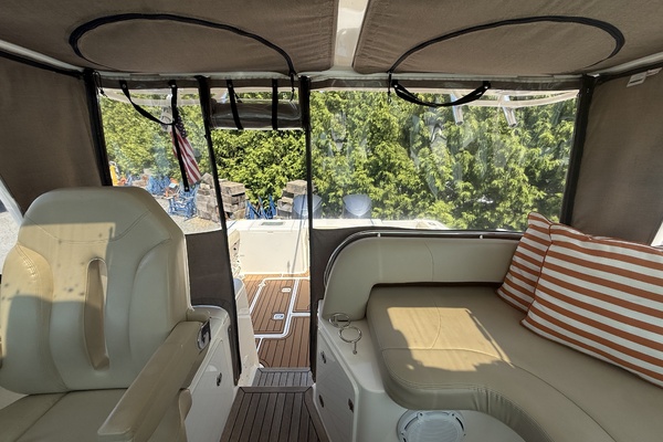 34ft Pursuit Yacht For Sale