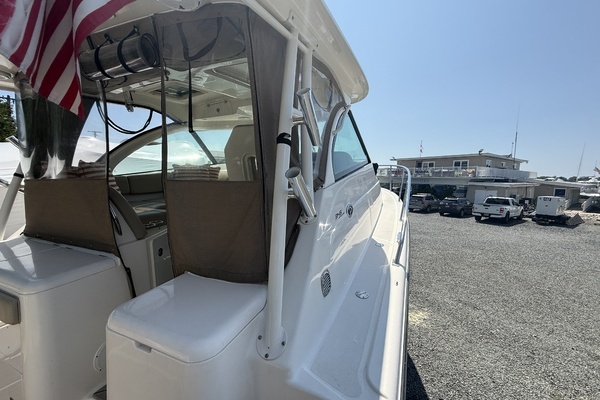 2016 Pursuit 34