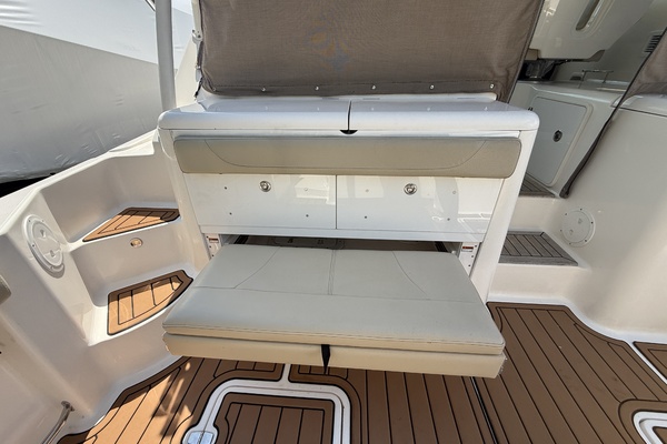 34ft Pursuit Yacht For Sale