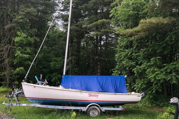 BETSY 19ft Stuart Marine Yacht For Sale
