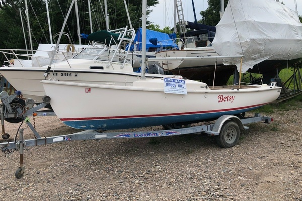BETSY 19ft Stuart Marine Yacht For Sale