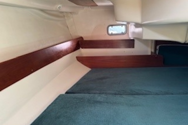 Destiny 32ft Beneteau Yacht For Sale