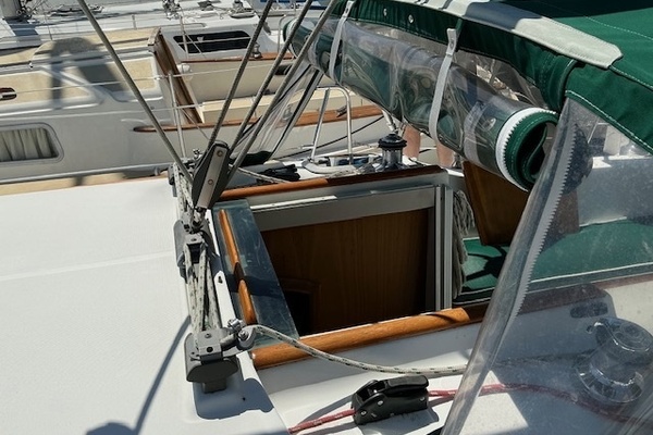 Destiny 32ft Beneteau Yacht For Sale