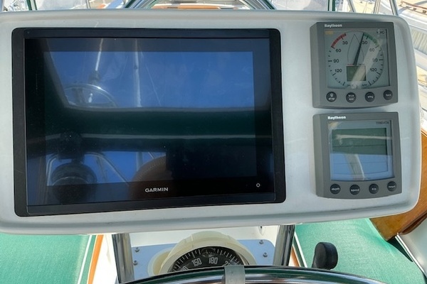 Destiny 32ft Beneteau Yacht For Sale