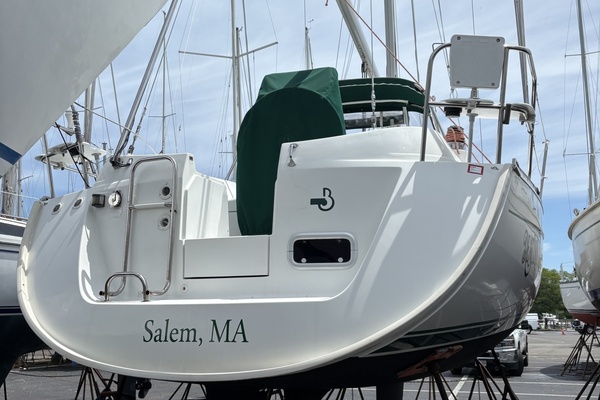 Destiny 32ft Beneteau Yacht For Sale
