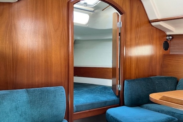 Destiny 32ft Beneteau Yacht For Sale