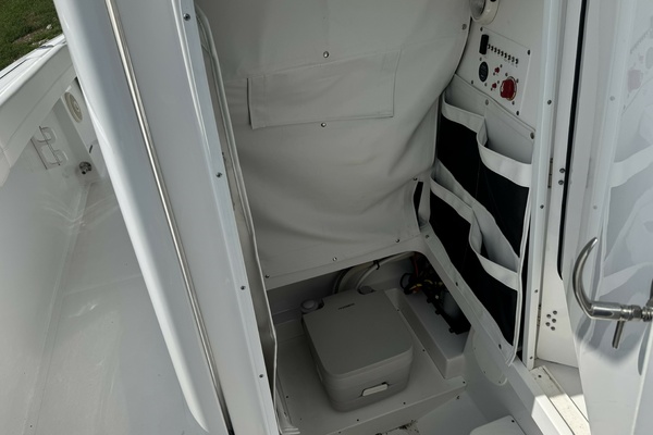 22ft Wellcraft Yacht For Sale