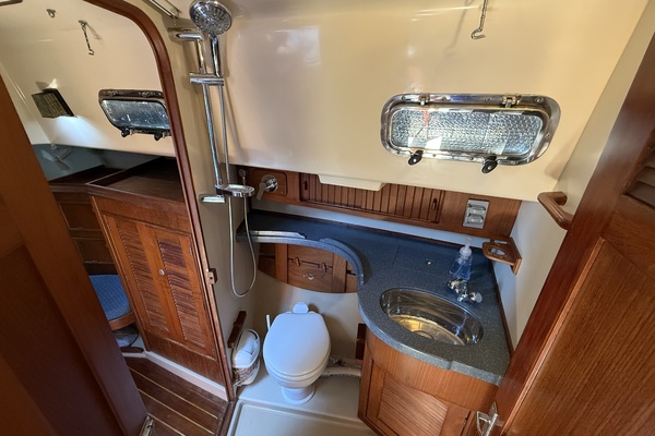 Sanctuary 40ft Island Packet Yacht For Sale