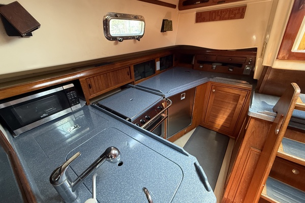 Sanctuary 40ft Island Packet Yacht For Sale