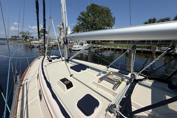 Sanctuary 40ft Island Packet Yacht For Sale