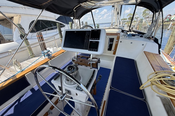 Sanctuary 40ft Island Packet Yacht For Sale