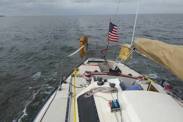 Watermark 33ft Carter Yacht For Sale