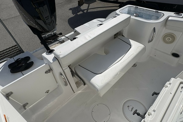24ft Wellcraft Yacht For Sale