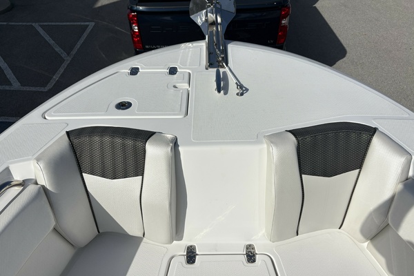 24ft Wellcraft Yacht For Sale