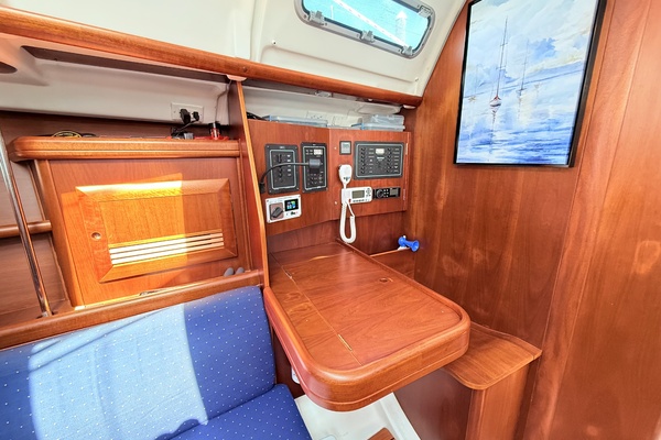 Gusto 37ft Beneteau Yacht For Sale