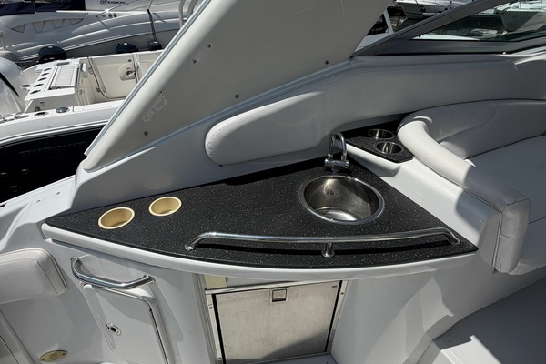 34ft Crownline Yacht For Sale