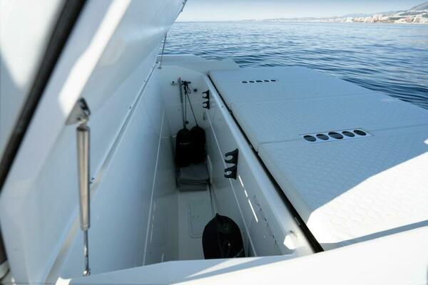 50ft De Antonio Yacht For Sale