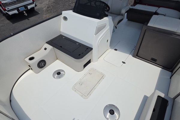 19ft Hurricane Yacht For Sale