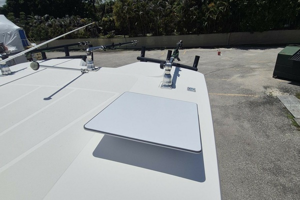 JOKER S JEWEL 35ft Wellcraft Yacht For Sale