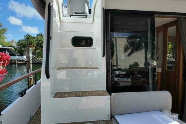 Targa 41   Stock 10 41ft Targa Yacht For Sale