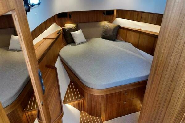 Targa 41   Stock 10 41ft Targa Yacht For Sale