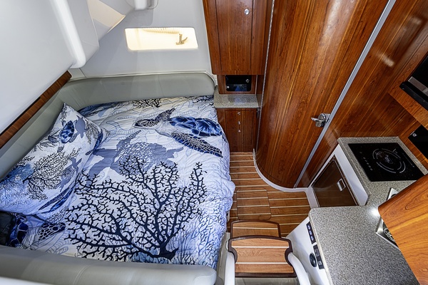 Jupiter 41 BIG HIT - Interior