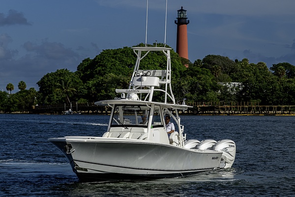 Jupiter 41 BIG HIT - Exterior