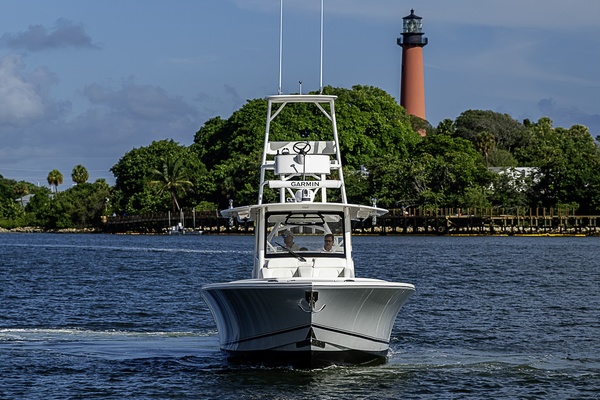 Jupiter 41 BIG HIT - Exterior