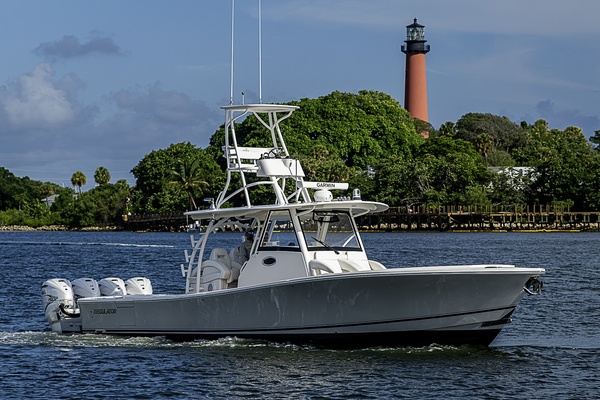 Jupiter 41 BIG HIT - Exterior