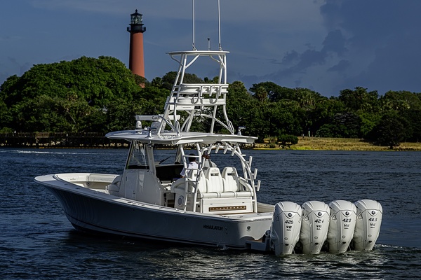 Jupiter 41 BIG HIT - Exterior