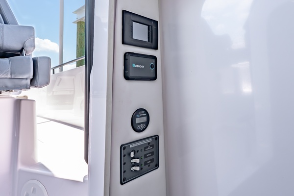 CAPTIVATING 37ft Axopar Yacht For Sale