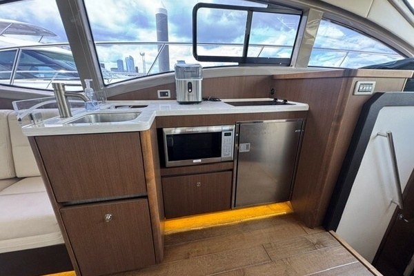 Sea Ray 400 Sundancer Yacht For Sale