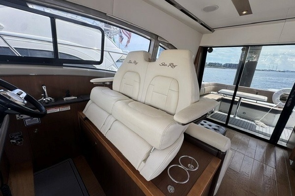 Sea Ray 400 Sundancer Yacht For Sale
