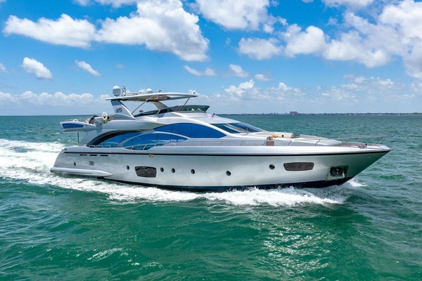 BEAUTIFUL M 95ft Azimut Yacht For Sale