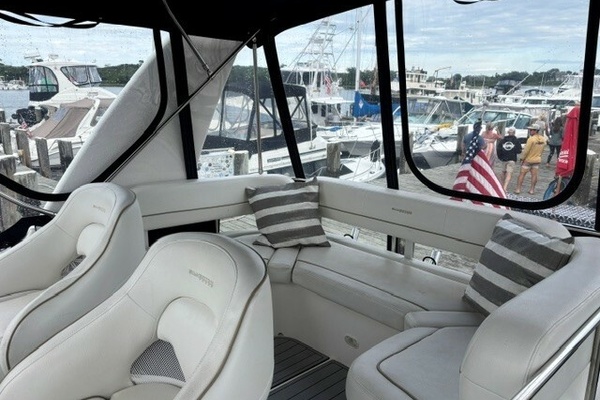 LADY KT  34ft Silverton Yacht For Sale
