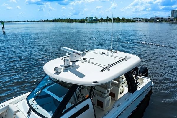 2023 Boston Whaler 35