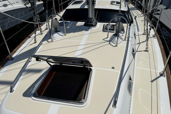 Stella Blue 56ft Hylas Yacht For Sale
