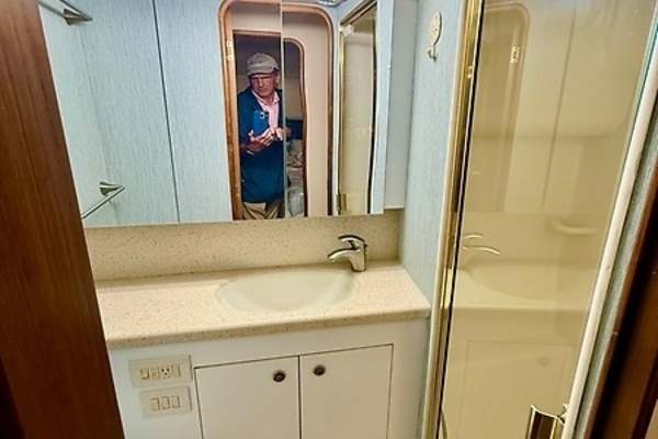 2005 Ocean 46