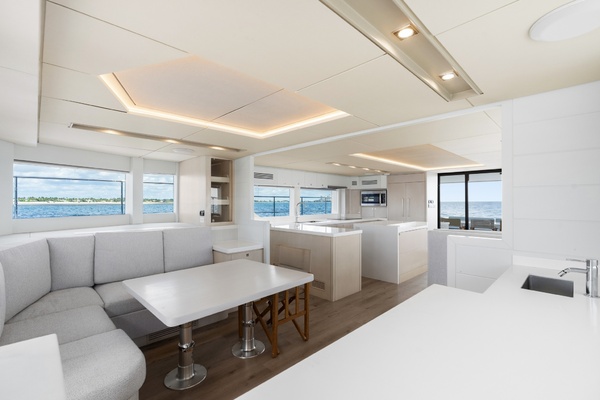 Two Oceans 555