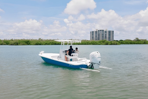 24ft Yellowfin Yacht For Sale