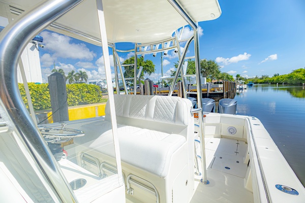 Sea Smoke 39ft SeaVee Yacht For Sale