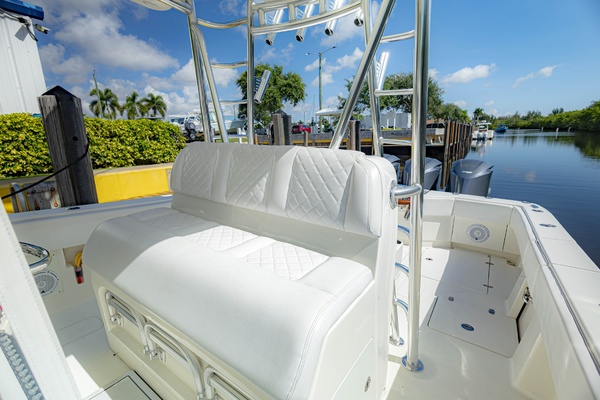 Sea Smoke 39ft SeaVee Yacht For Sale