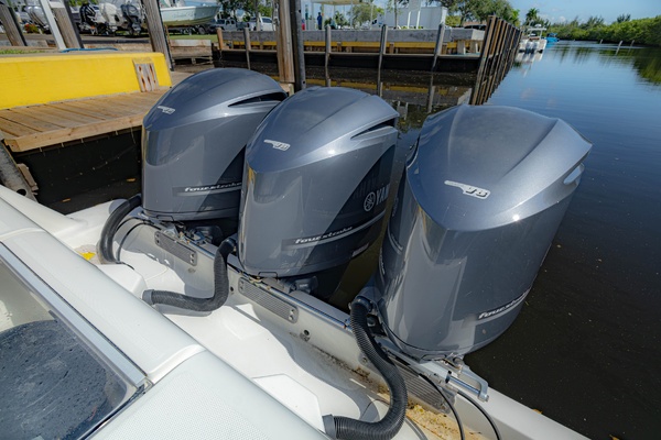 Sea Smoke 39ft SeaVee Yacht For Sale
