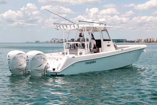 36ft Everglades Yacht For Sale