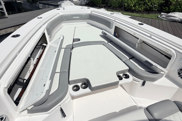36ft Everglades Yacht For Sale