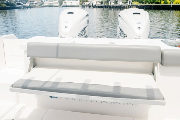 36ft Everglades Yacht For Sale
