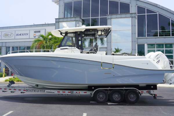 35FT (10.9M) JEANNEAU