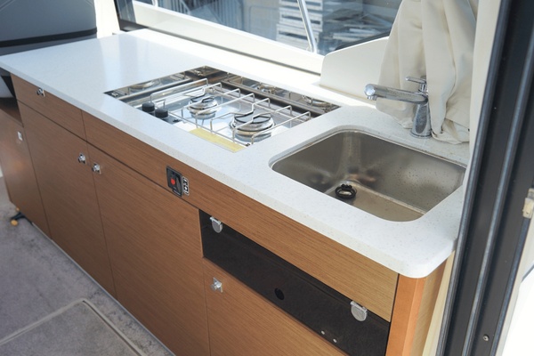 34ft Jeanneau Yacht For Sale