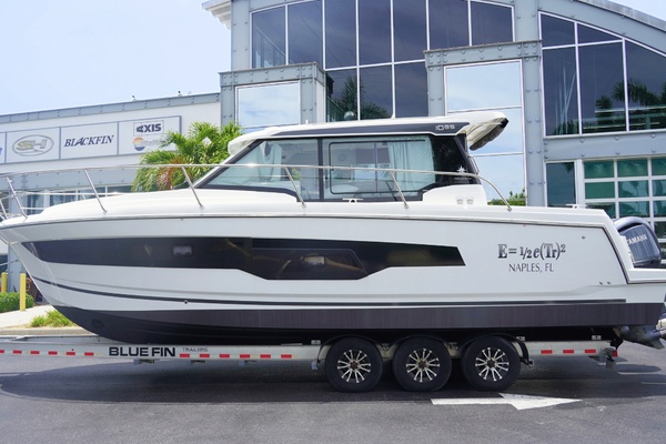 34ft Jeanneau Yacht For Sale